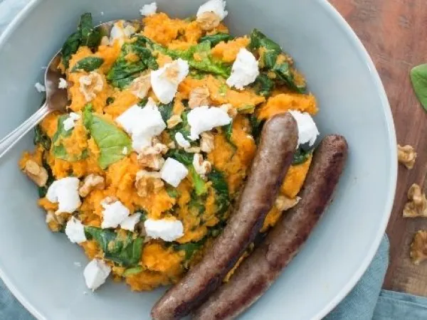 Zoete aardappel stamppot met spinazie en geitenkaas