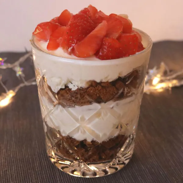 Aardbeien / bastogne trifles