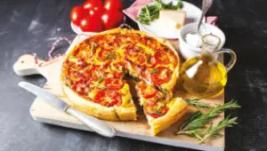 Quiche met italiaanse groente en salami